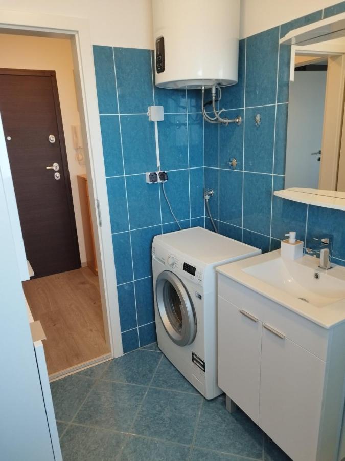 Apartment Luka Pula Bagian luar foto